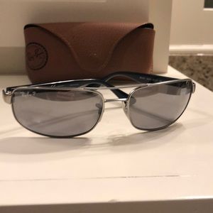 Men’s polarized Raybans
